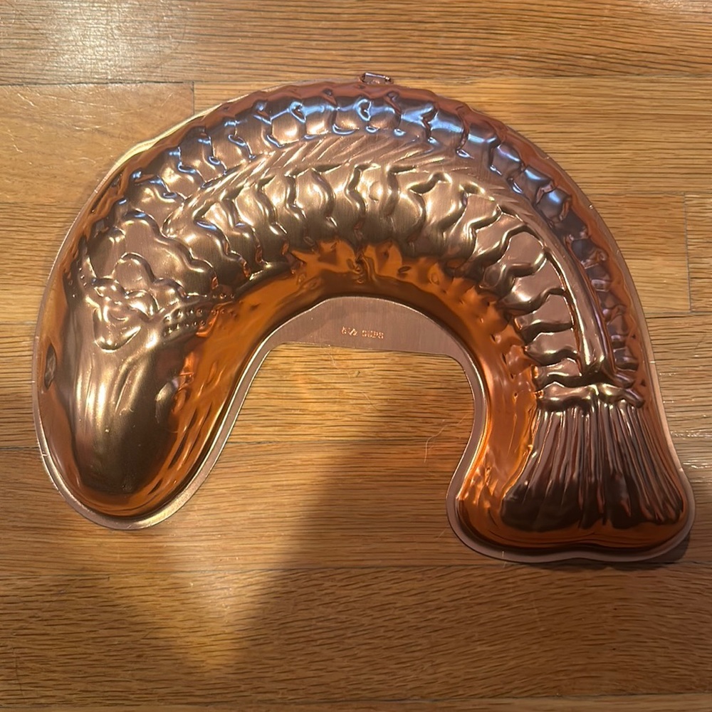 Vintage Aluminum Fish/Salmon Gelatin Mold, Baking Mold, Wall Décor